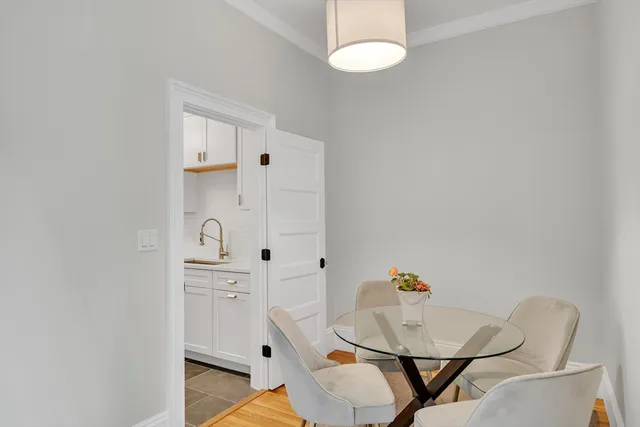 $4,500 | 1485 Beacon Street, Unit 2, Brookline, MA 02446