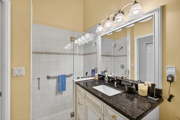 $1,395,000 | 9923 Southeast Oak Tree Terrace, Tequesta, FL 33469