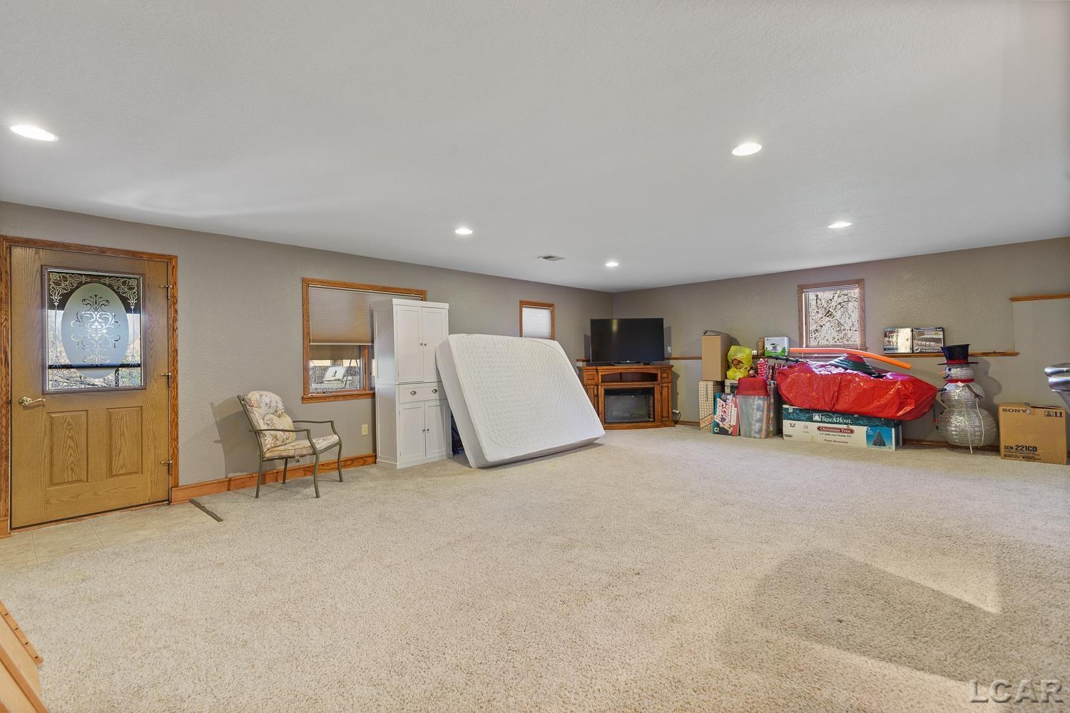 420 McClellan Street Hudson, MI 49247 - Photo 42 of 75