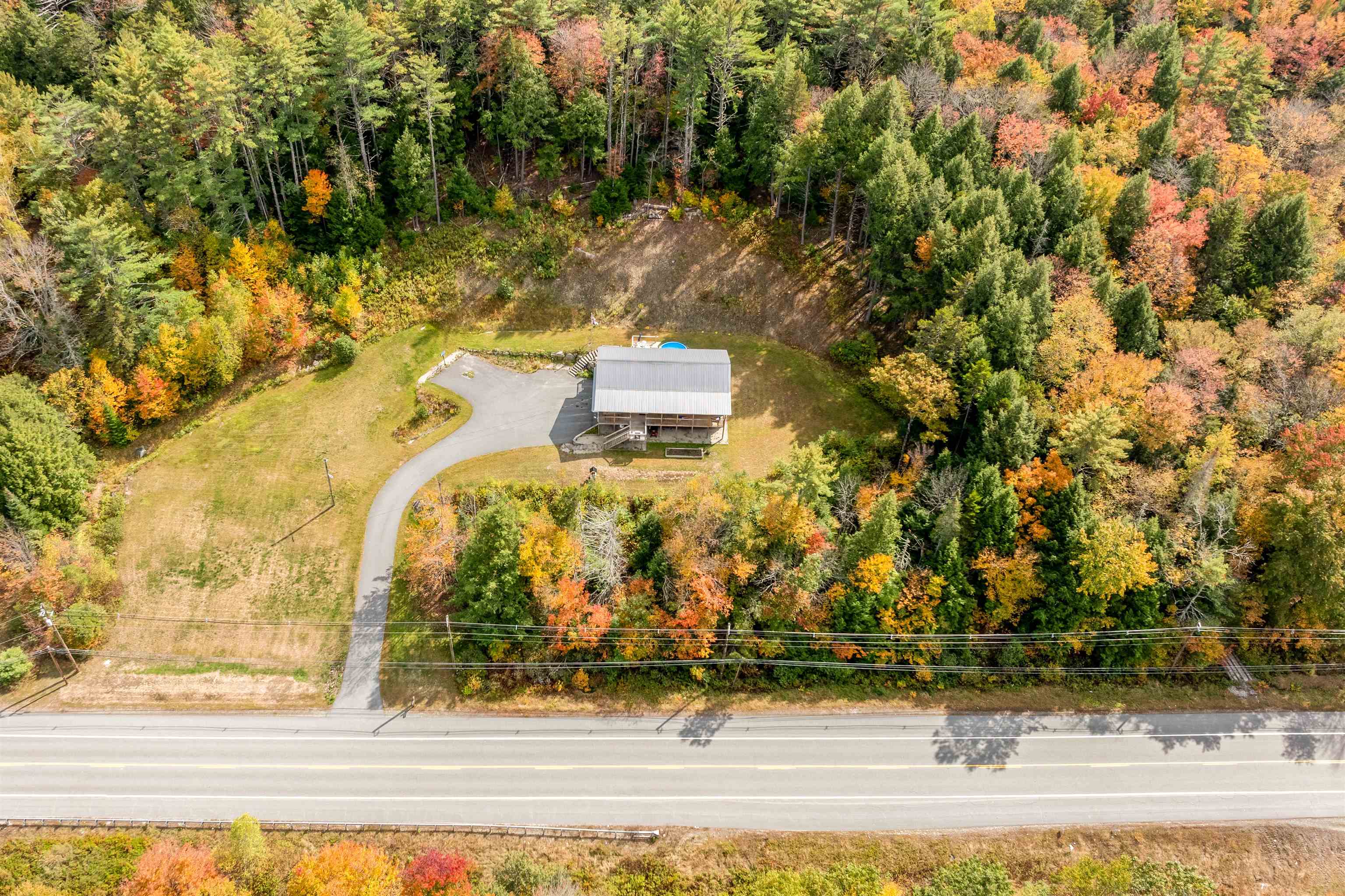 689 Highway 10 Grantham, NH 03753 - Photo 13 of 49