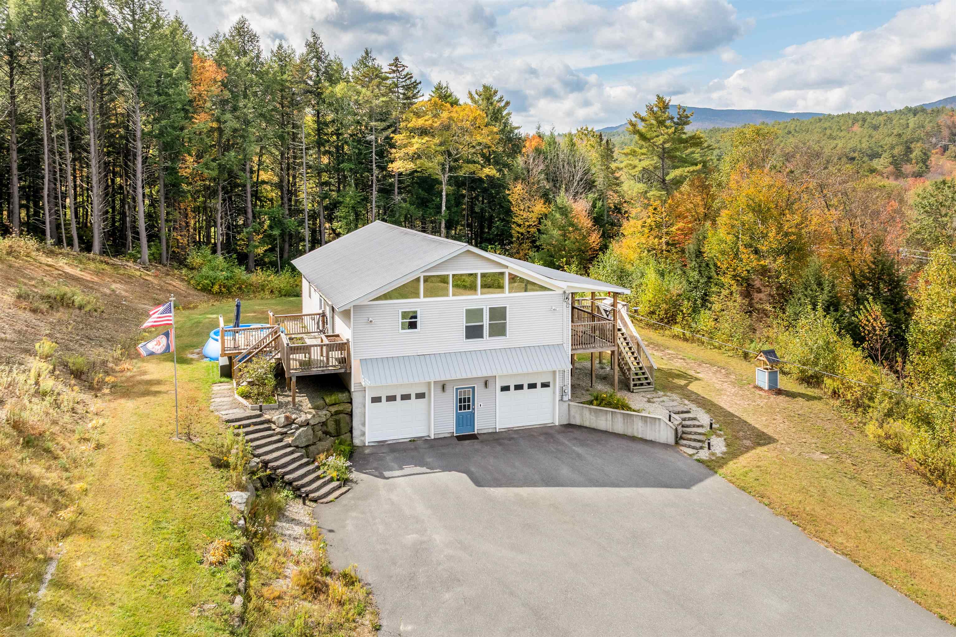 689 Highway 10 Grantham, NH 03753 - Photo 3 of 49