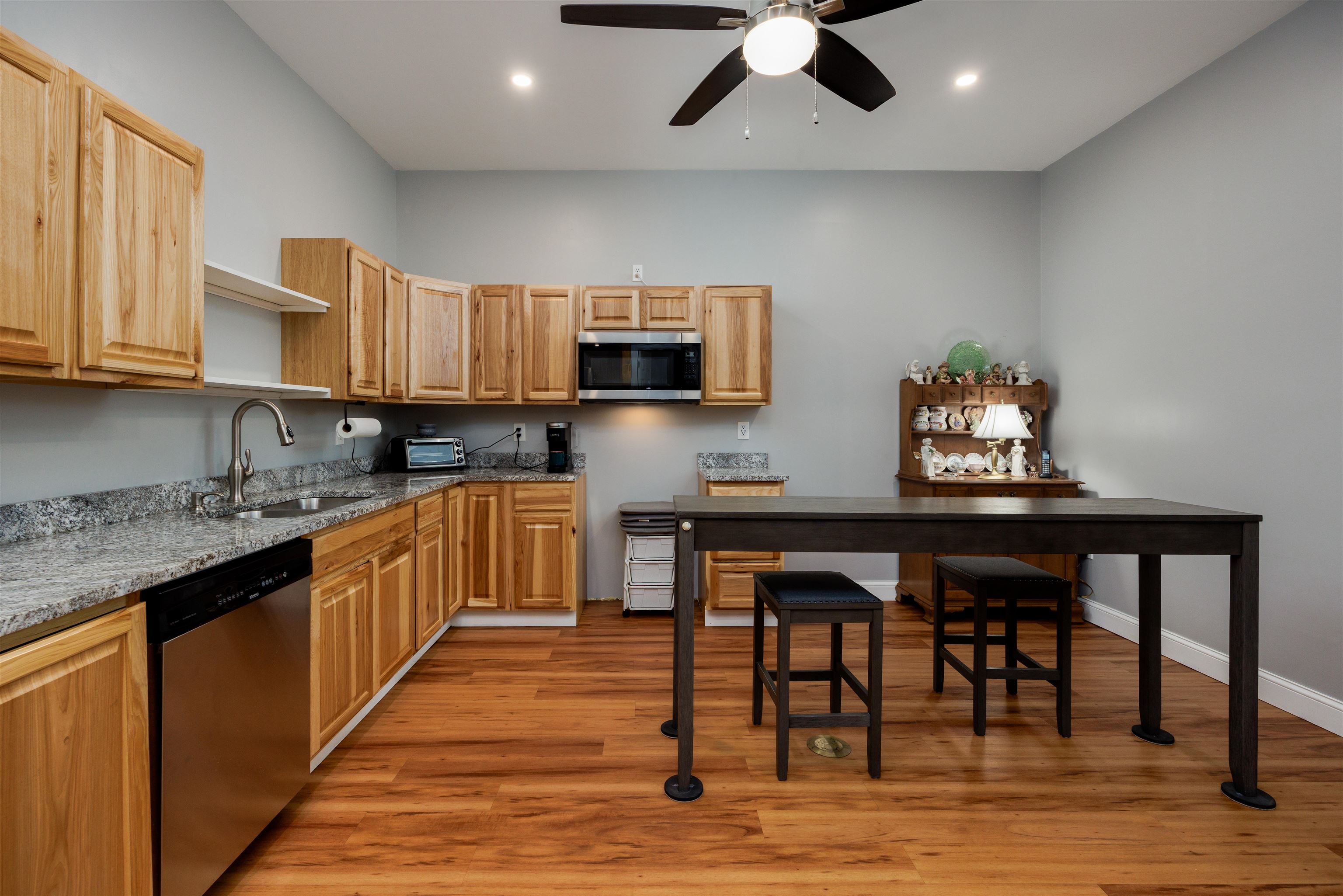 689 Highway 10 Grantham, NH 03753 - Photo 40 of 49