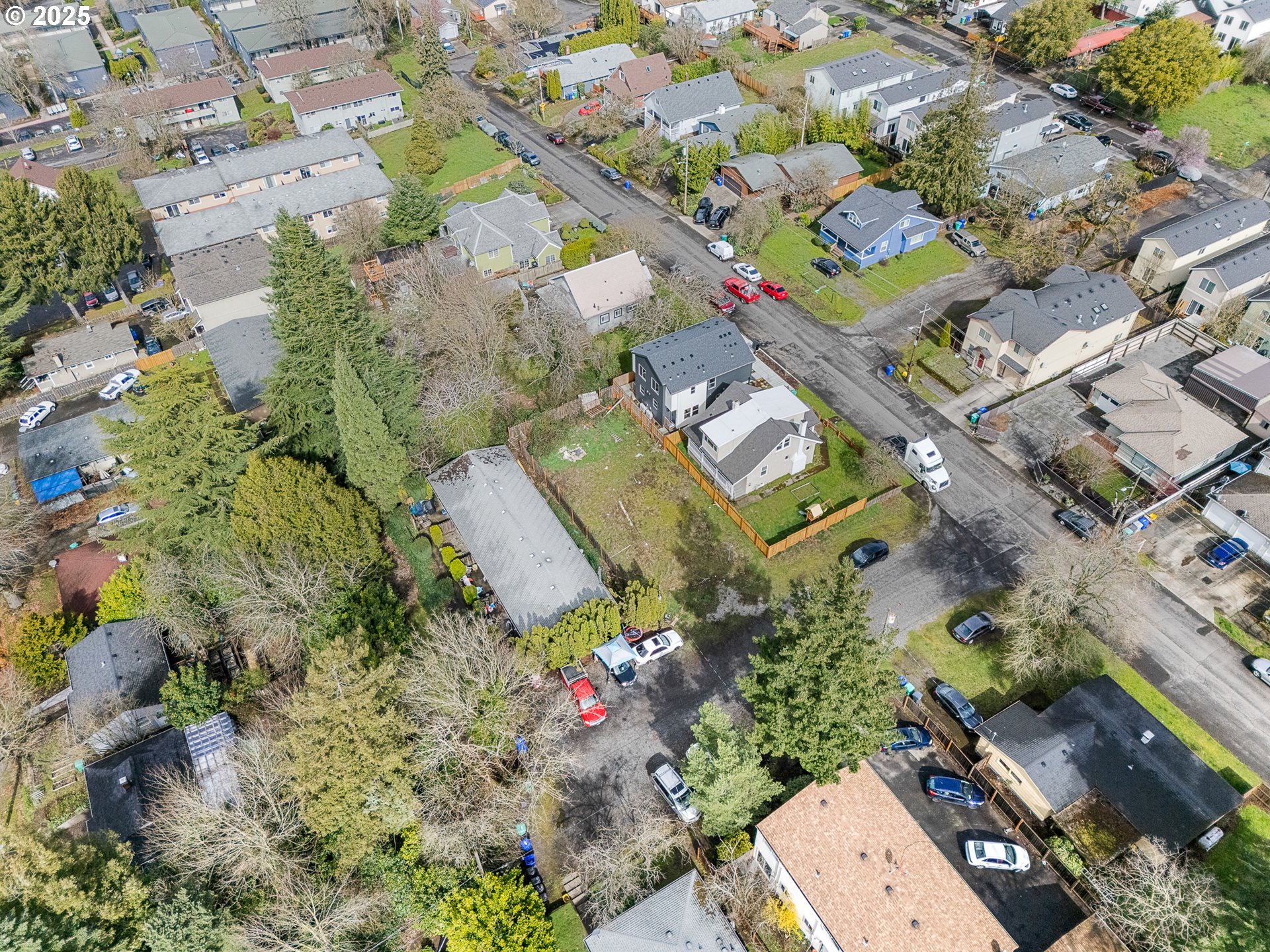 9165 Northeast Oregon Street Portland, OR 97220 - Photo 6 of 8