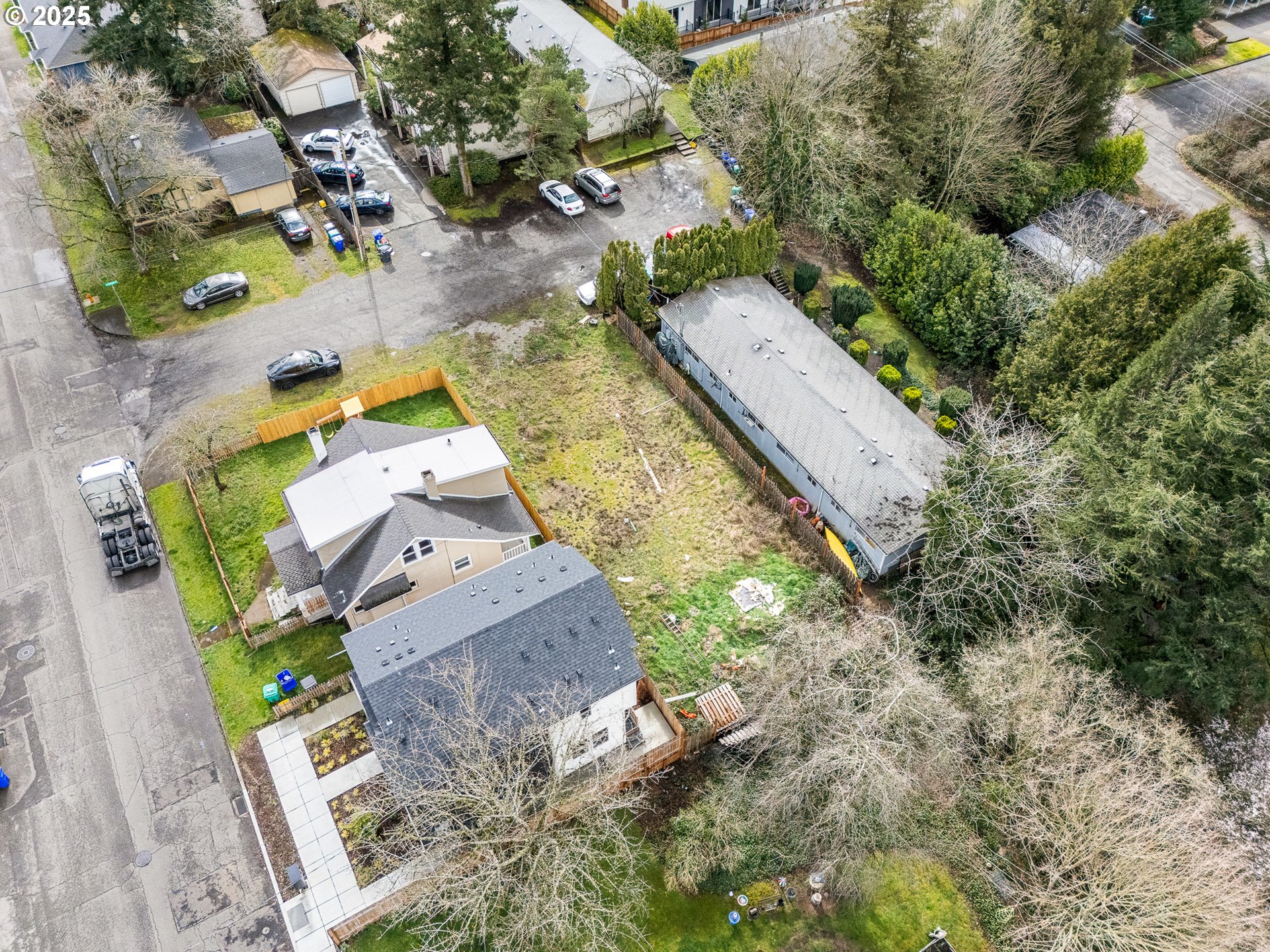 9165 Northeast Oregon Street Portland, OR 97220 - Photo 8 of 8