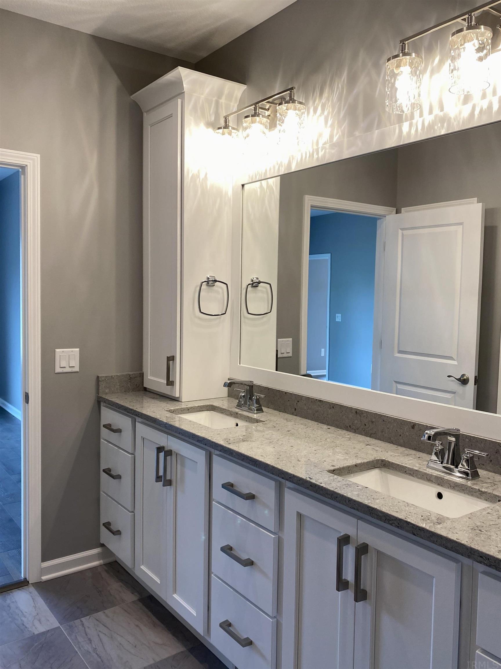 9693 Oak Trail Road Fort Wayne, IN 46825 - Photo 8 of 11