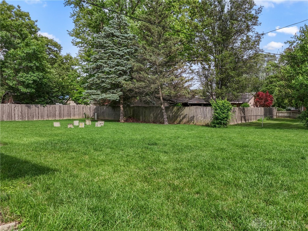 2378 East Rahn Road Kettering, OH 45440 - Photo 8 of 39