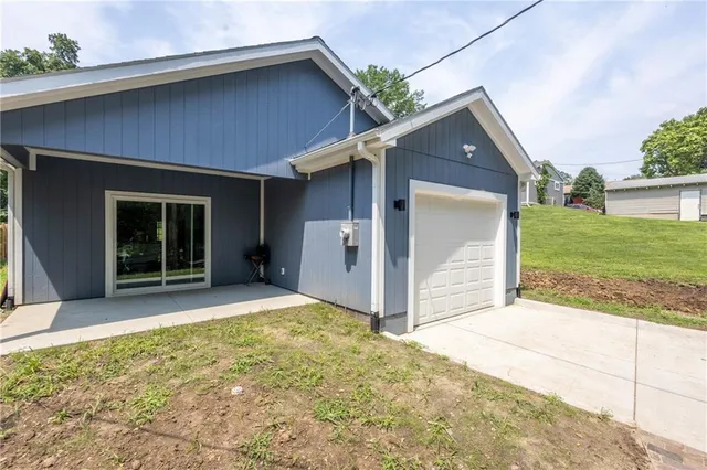 $295,000 | 1831 North 14th Street, Kansas City, KS 66104