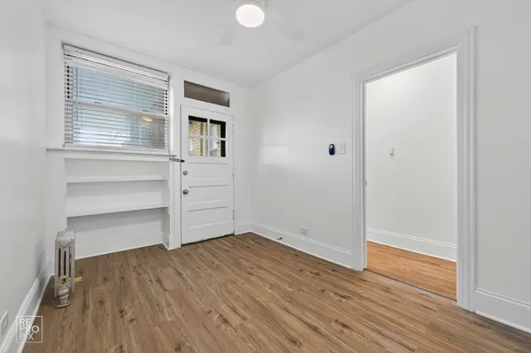 $2,195 | 6308 North Artesian Avenue, Unit 1, Chicago, IL 60659