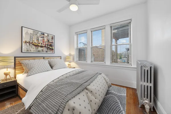 $2,195 | 6308 North Artesian Avenue, Unit 1, Chicago, IL 60659