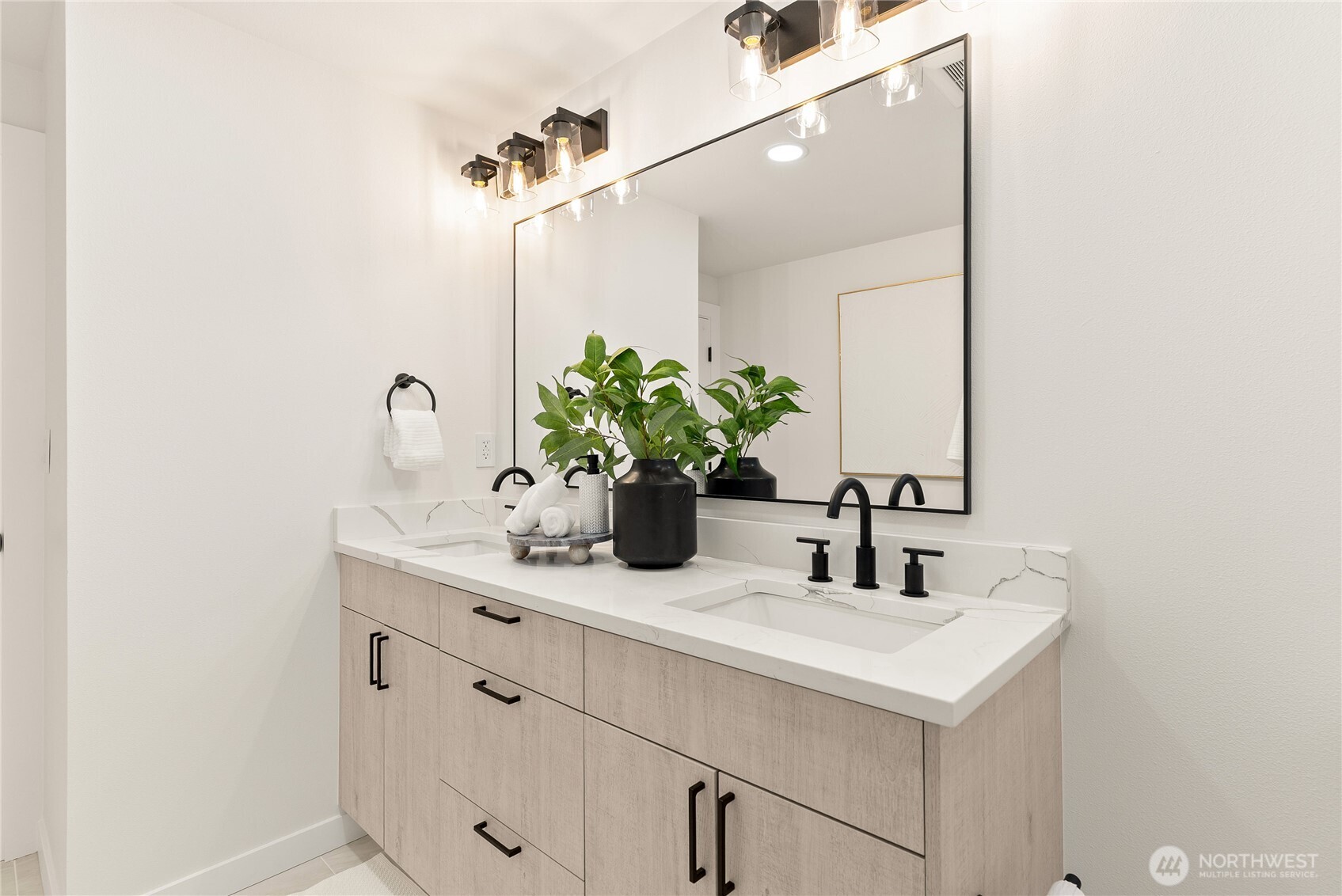 18630 Southeast 216th Street Renton, WA 98058 - Photo 18 of 40 Gallery Image 18