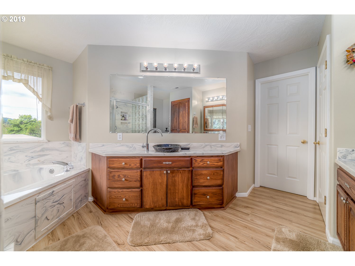 3915 Jasper Road Springfield, OR 97478 - Photo 21 of 30