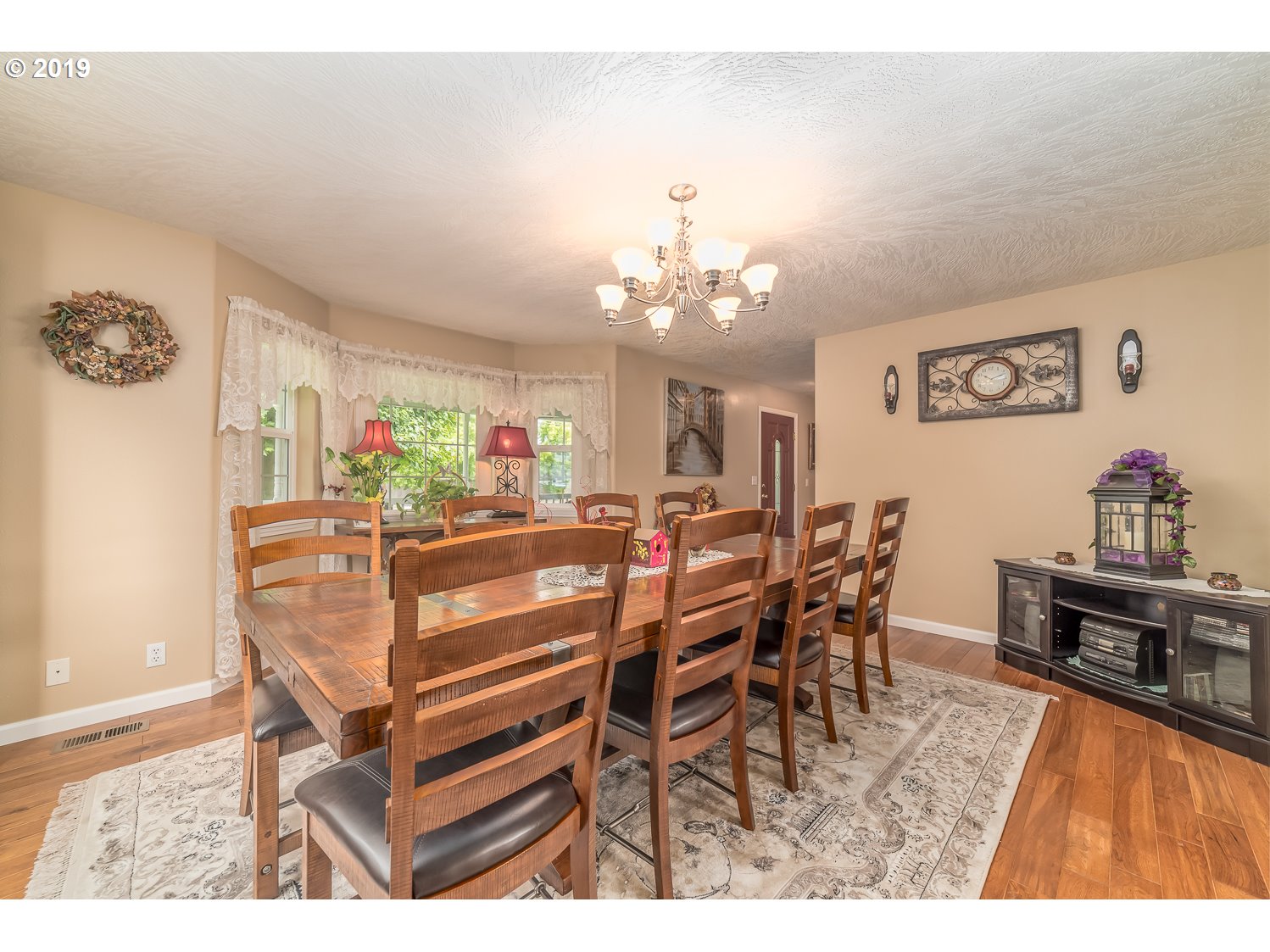3915 Jasper Road Springfield, OR 97478 - Photo 8 of 30
