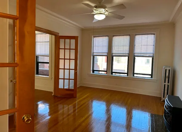 $2,400 | 1130 West Pratt Boulevard, Unit 3N, Chicago, IL 60626