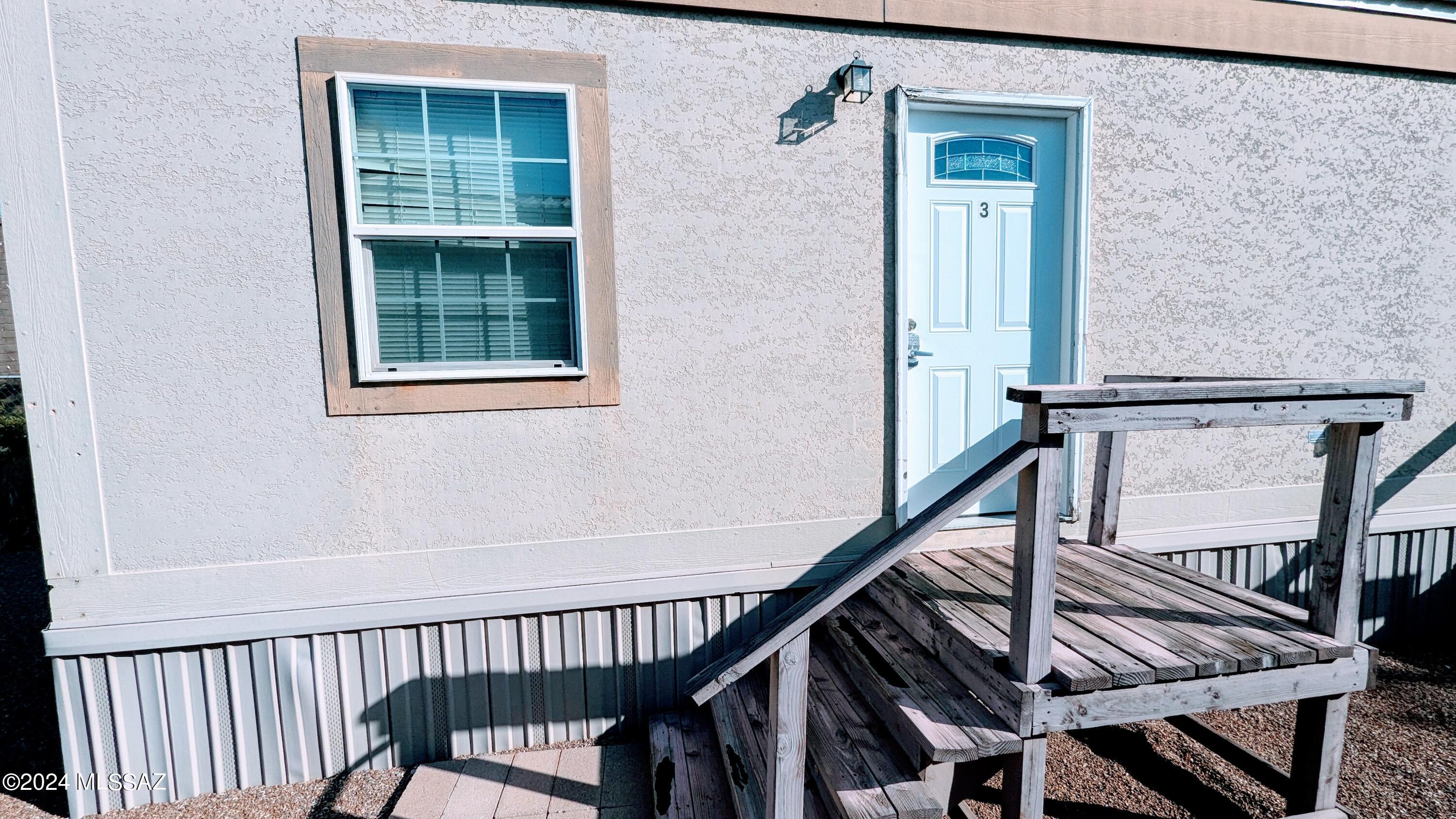 121 East Roger Road, Unit D Tucson, AZ 85705 - Photo 2 of 6