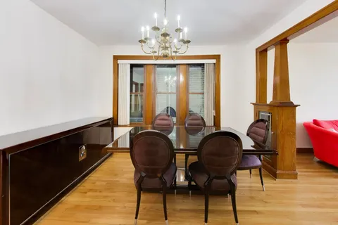 $725,000 | 3427 South Emerald Avenue, Chicago, IL 60616
