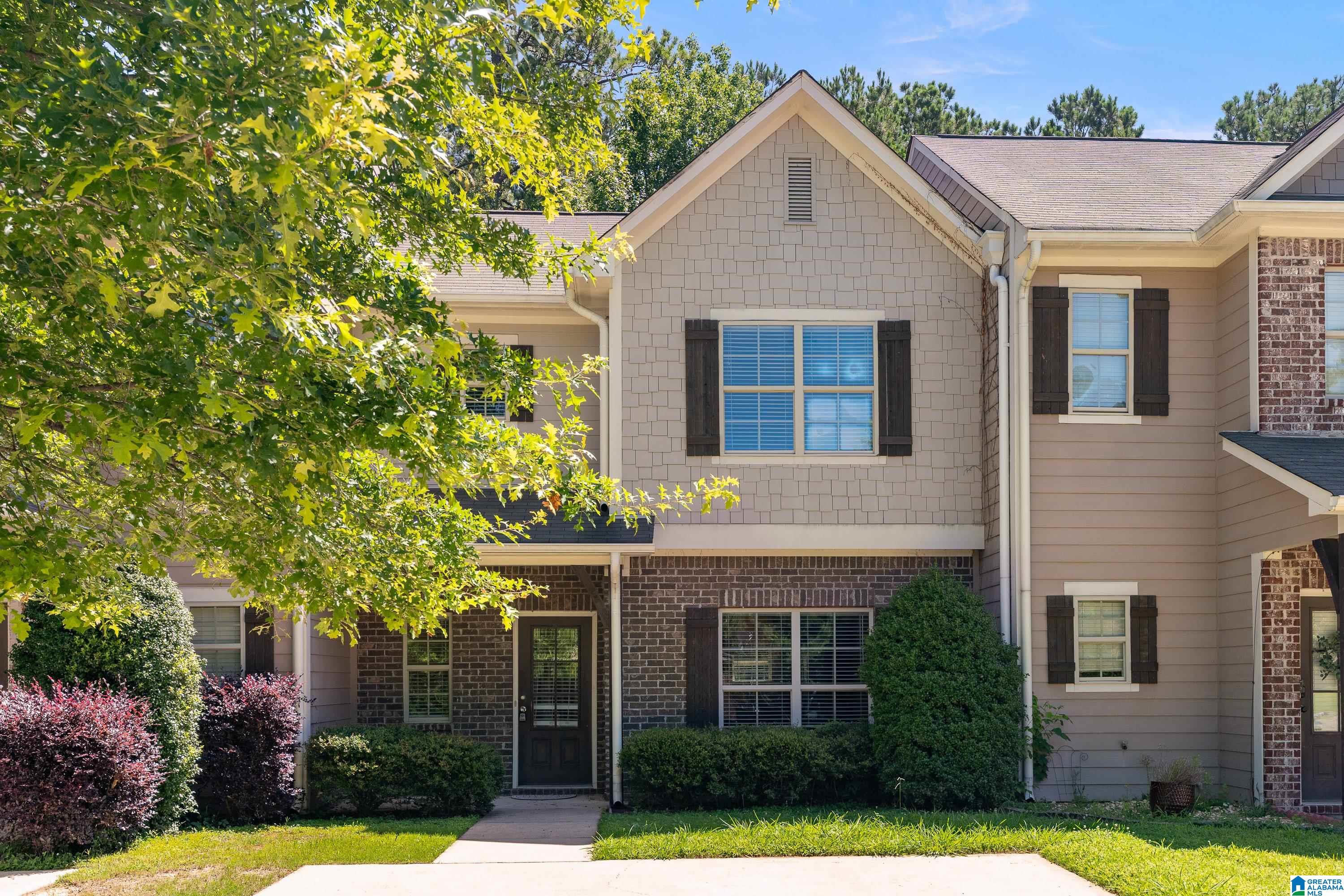 2564 Ridgemont Drive Birmingham, AL 35244 - Photo 2 of 31