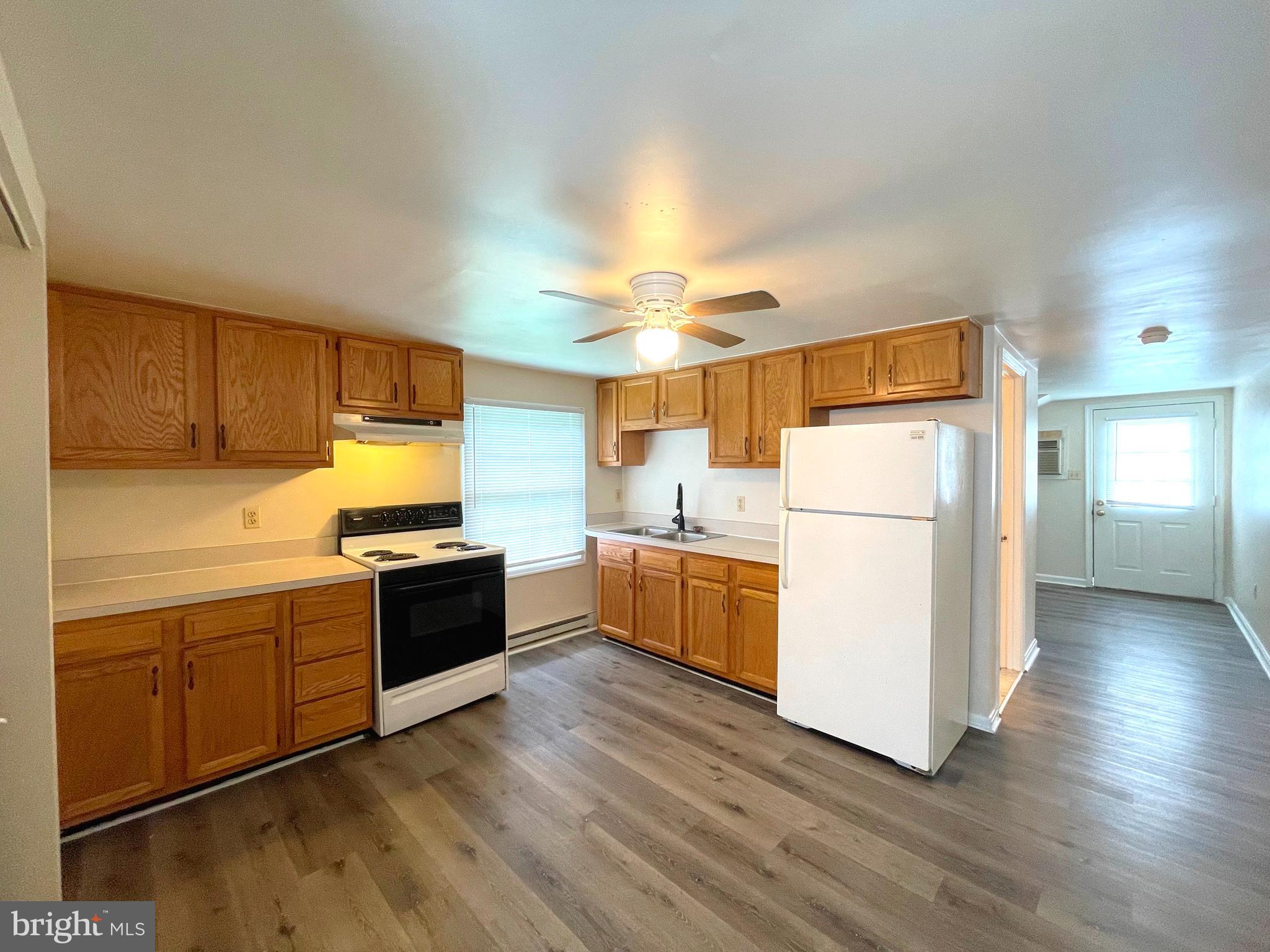 490 Coster Road, Unit 2 Lusby, MD 20657 - Photo 3 of 14 Kitchen/Dining
