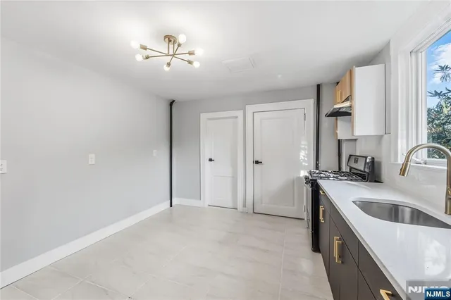 $1,199,000 | 150 Tappan Road, Harrington Park, NJ 07640