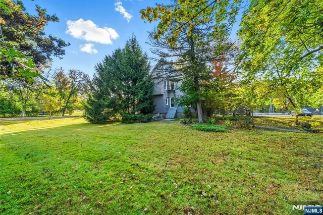$1,199,000 | 150 Tappan Road, Harrington Park, NJ 07640