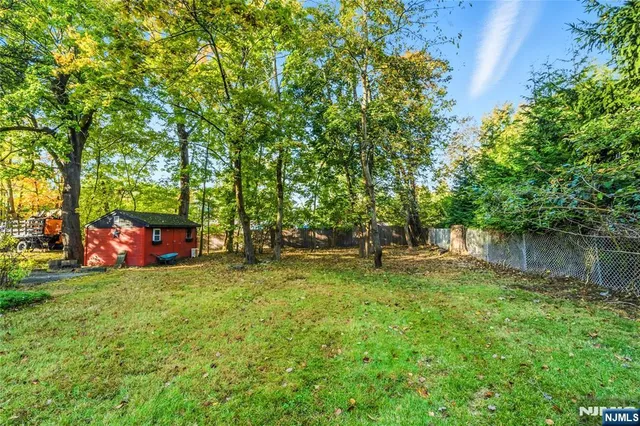 $1,199,000 | 150 Tappan Road, Harrington Park, NJ 07640