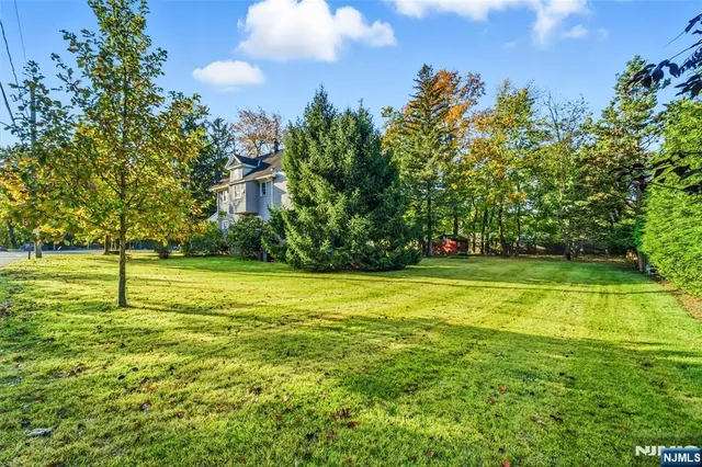 $1,199,000 | 150 Tappan Road, Harrington Park, NJ 07640