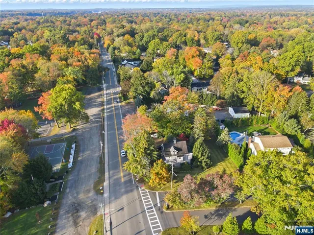 $1,199,000 | 150 Tappan Road, Harrington Park, NJ 07640