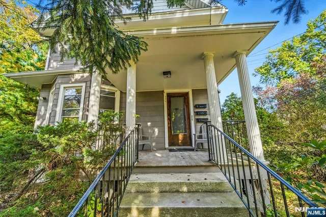 $1,199,000 | 150 Tappan Road, Harrington Park, NJ 07640