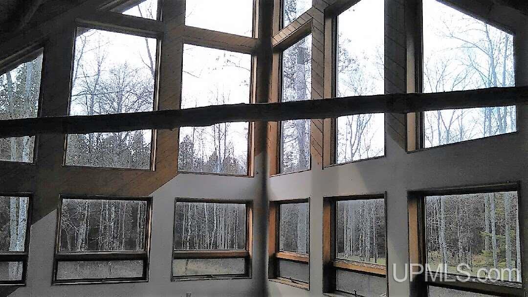 1115 H Road Bark River, MI 49807 - Photo 4 of 27