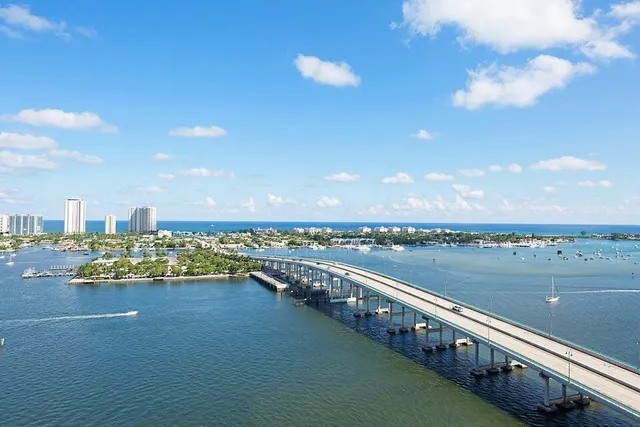 $729,900 | 2640 Lake Shore Drive, Unit 2011, Riviera Beach, FL 33404