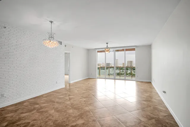 $729,900 | 2640 Lake Shore Drive, Unit 2011, Riviera Beach, FL 33404