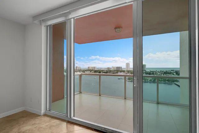 $729,900 | 2640 Lake Shore Drive, Unit 2011, Riviera Beach, FL 33404