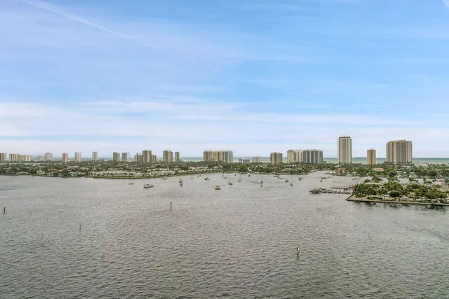 $729,900 | 2640 Lake Shore Drive, Unit 2011, Riviera Beach, FL 33404