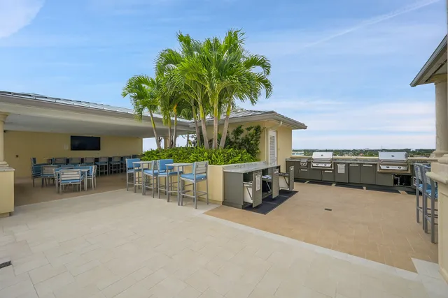 $729,900 | 2640 Lake Shore Drive, Unit 2011, Riviera Beach, FL 33404