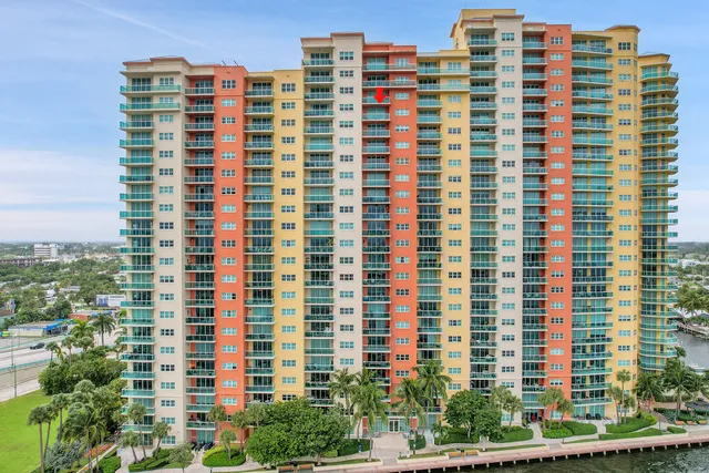 $729,900 | 2640 Lake Shore Drive, Unit 2011, Riviera Beach, FL 33404