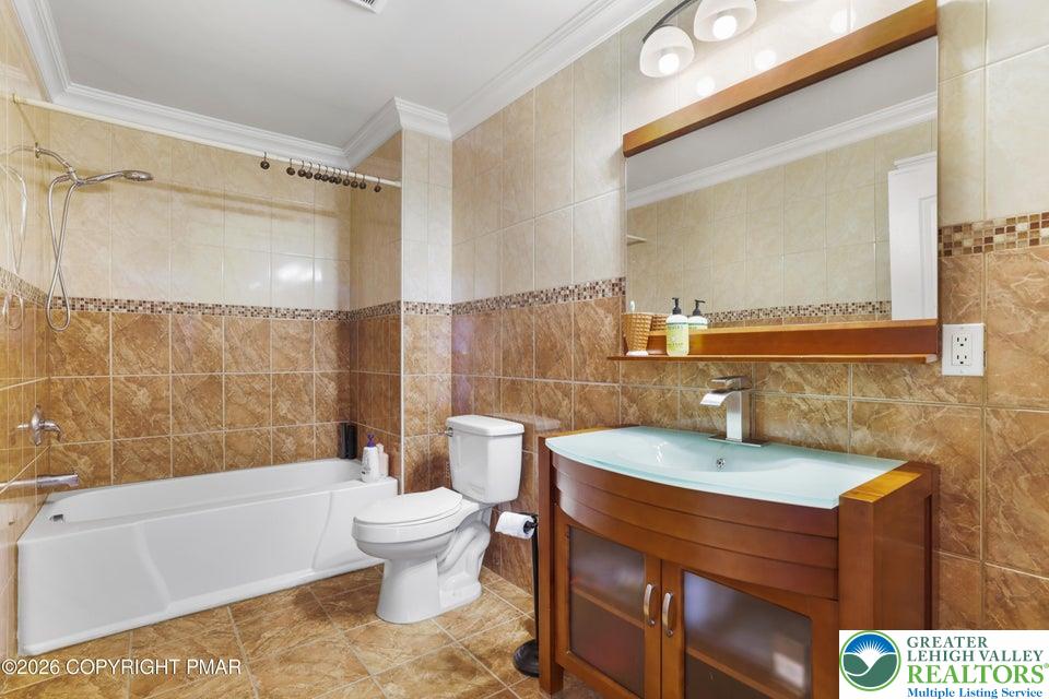 117 Fernwood Road Bushkill, PA 18324 - Photo 40 of 76