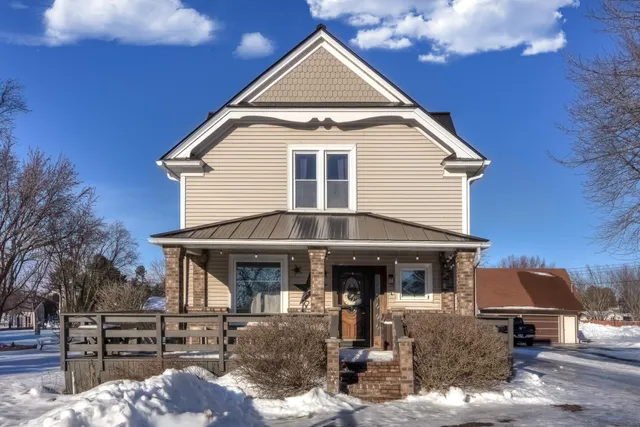 $229,900 | 413 East Stanley Street, Thorp, WI 54771