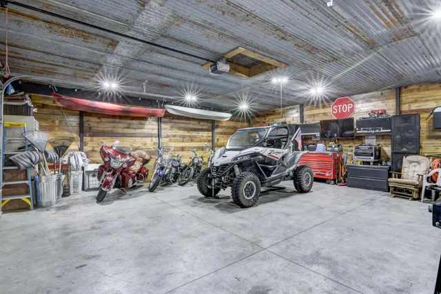 $229,900 | 413 East Stanley Street, Thorp, WI 54771