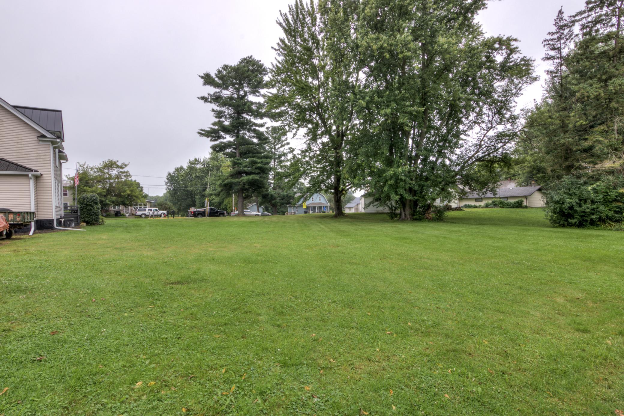 413 East Stanley Street Thorp, WI 54771 - Photo 32 of 36