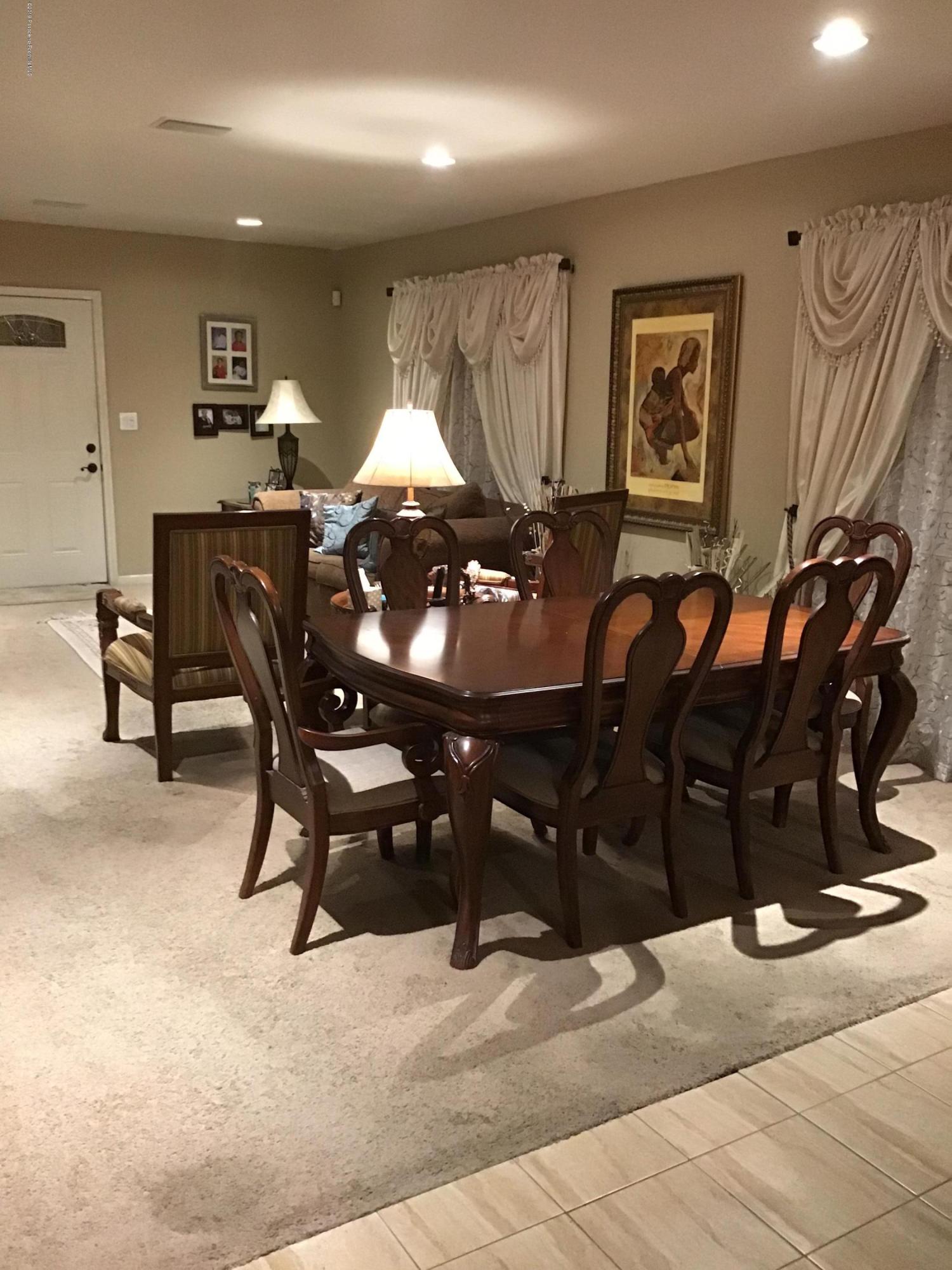507 Anderson Place Pasadena, CA 91103 - Photo 8 of 19 Anderson Place - Dining Area