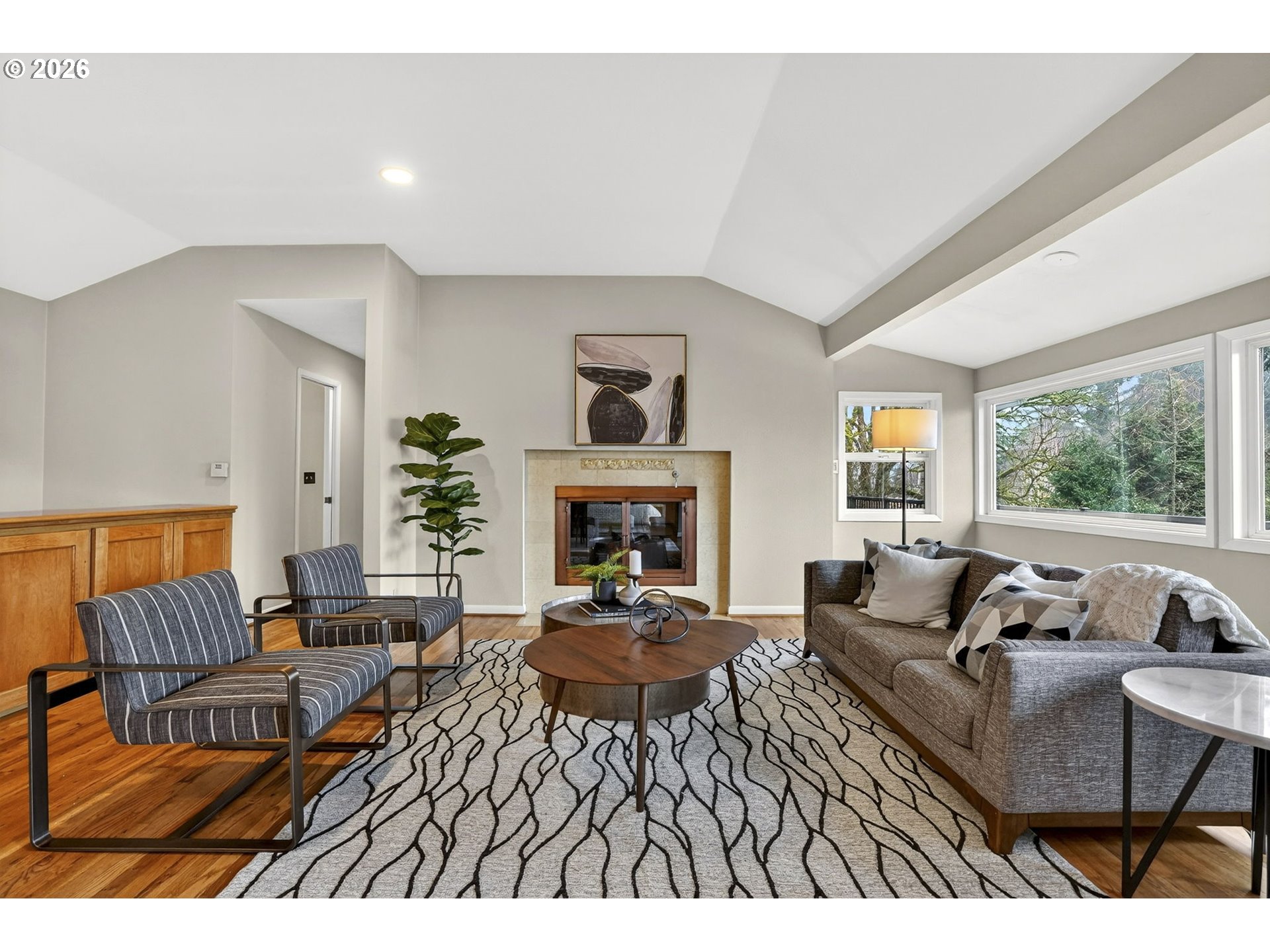 1433 Southwest Highland Road Portland, OR 97221 - Photo 4 of 48 Gallery Image 4