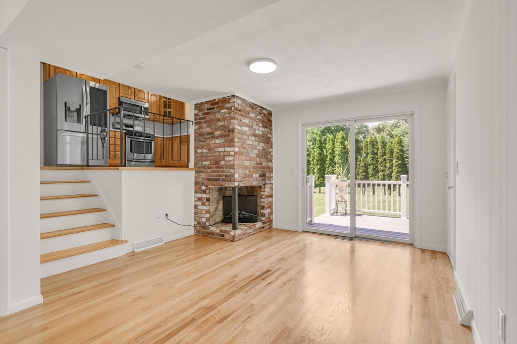 8 John Robinson Road Hudson, MA 01749 - Photo 11 of 34 Gallery Image 11