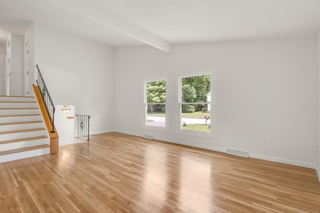 8 John Robinson Road Hudson, MA 01749 - Photo 23 of 34 Gallery Image 23