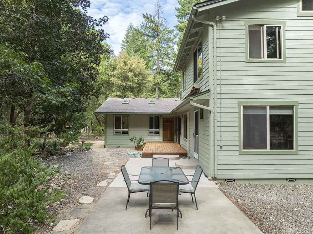 8843 Deer Creek Road Selma, OR 97538 - Photo 33 of 65 32