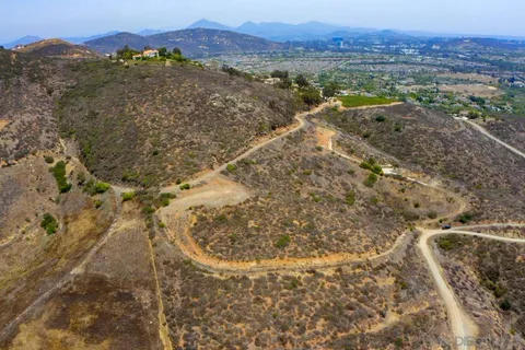 $1,880,000 | 0 Camino Santa Fe, San Diego, CA 92127