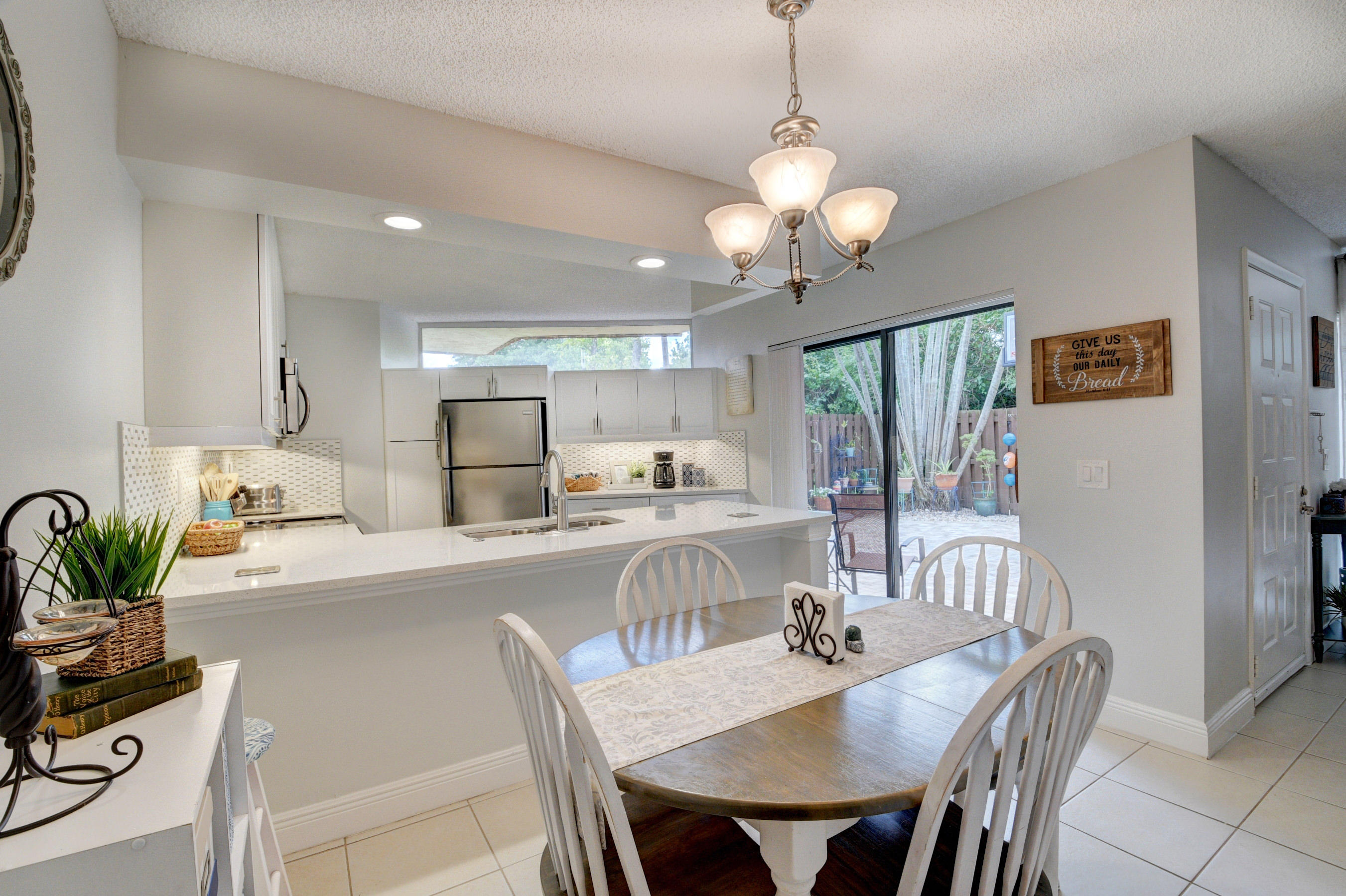 8393 Trent Court, Unit D Boca Raton, FL 33433 - Photo 11 of 38 Dining/kitchen