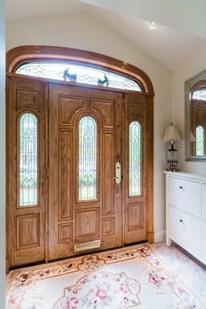 20 Ridge Road Newton, MA 02468 - Photo 2 of 23