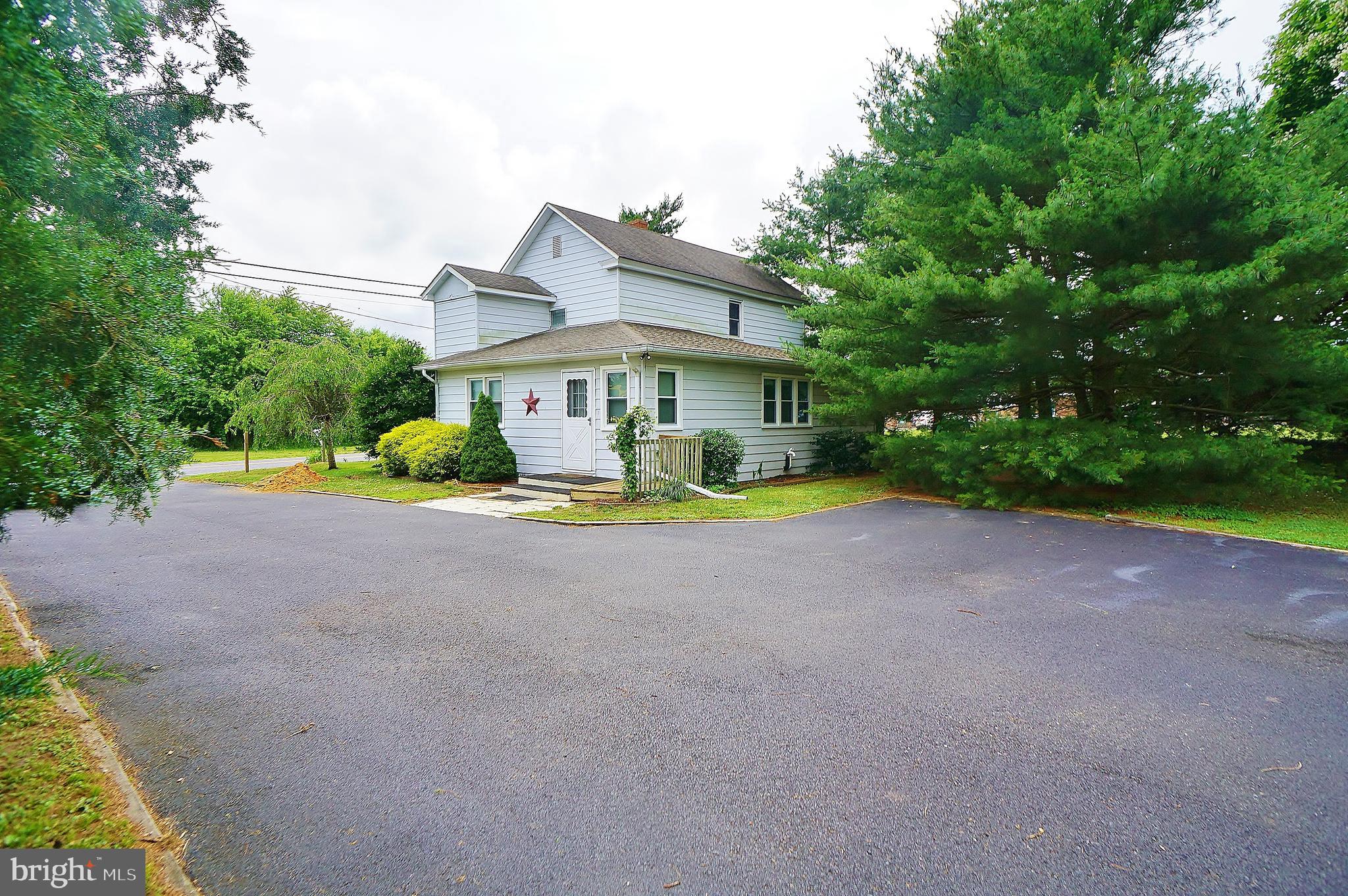 10 Upper Neck Road Pittsgrove, NJ 08318 - Photo 1 of 18 a front view of house with yard and green space