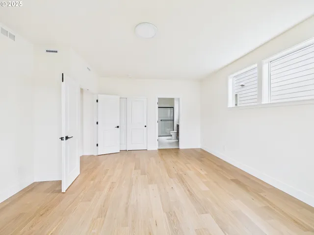 $1,149,900 | 1125 North 44th Place, Ridgefield, WA 98642