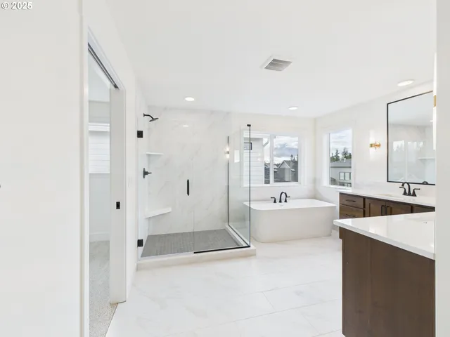 $1,149,900 | 1125 North 44th Place, Ridgefield, WA 98642