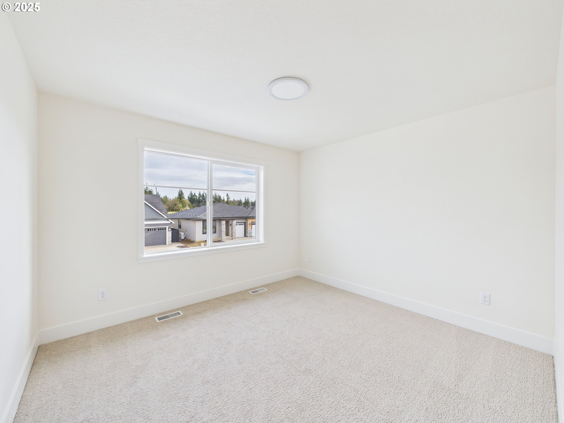 1125 North 44th Place Ridgefield, WA 98642 - Photo 32 of 41